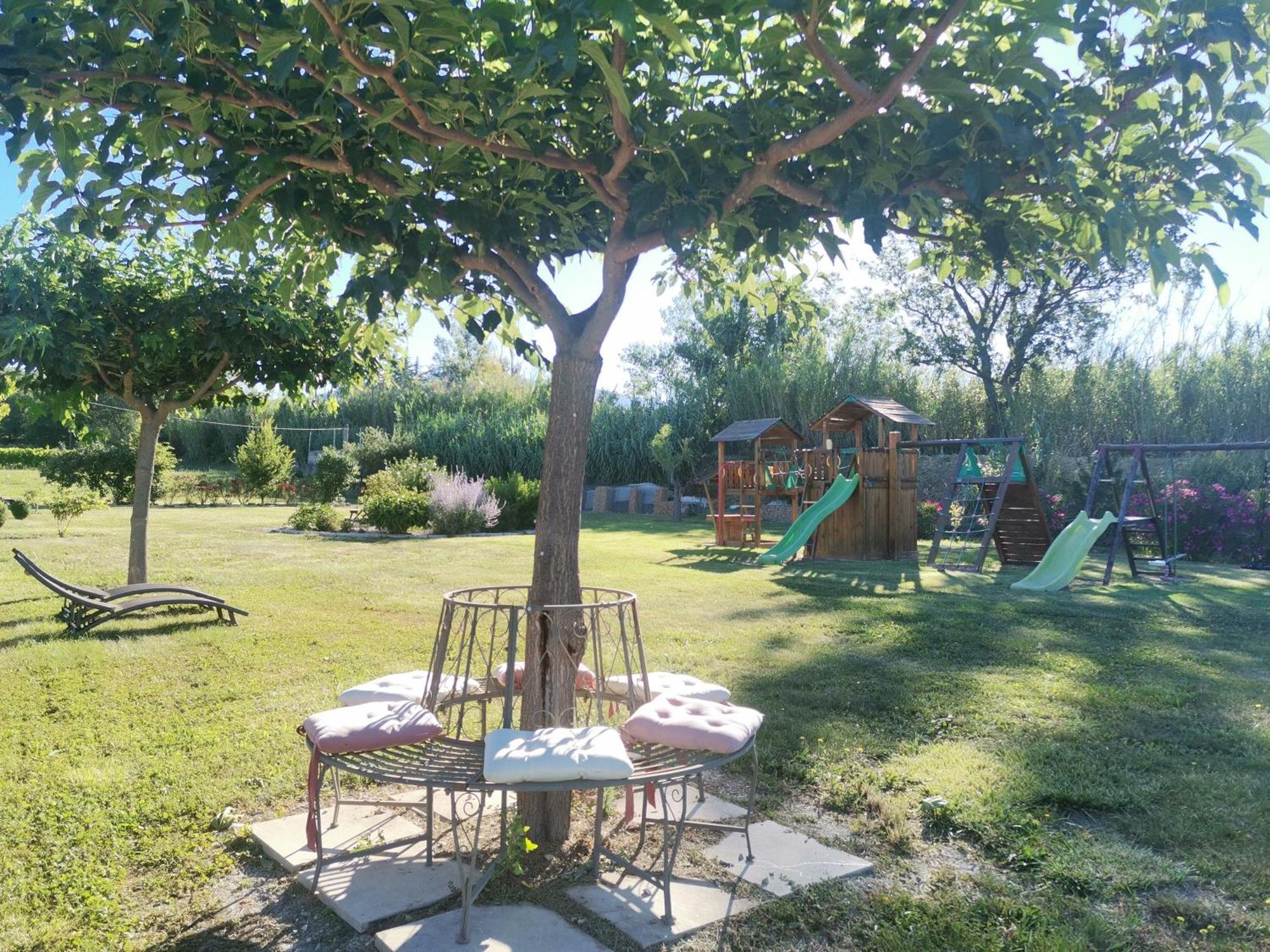 Gite En Provence "Rose" Modene Exterior photo